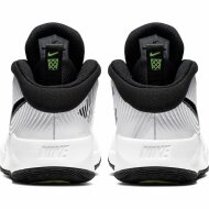Nike Kinder Schuh Team Hustle D 9 (GS)