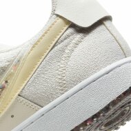 Nike Herren Sneaker Court Vision Low Premium sail/lemon drop-white-clear