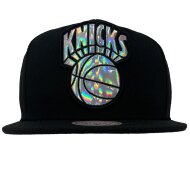 Mitchell &amp; Ness Snapback NBA Iridescent XL Logo New York Knicks black