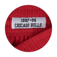 Mitchell &amp; Ness Swingman Shorts Chicago Bulls Road 1997-98 red