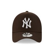 New Era Trucker Cap Essential New York Yankees Essential...